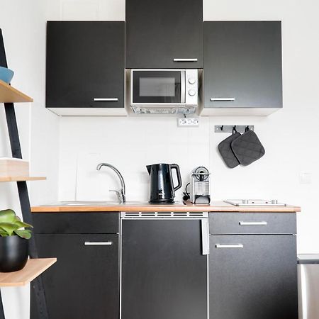 Homefy Studio Heaven - Self Check-In - Free Parking - Elevator 에센 외부 사진